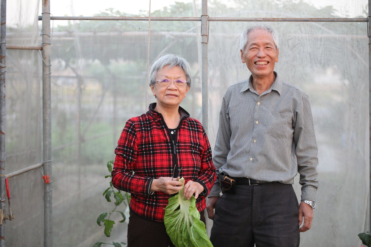 二師嫂說,在農場裡面夫妻像是同學,夥伴之間也像家人。(攝影/林吉洋)