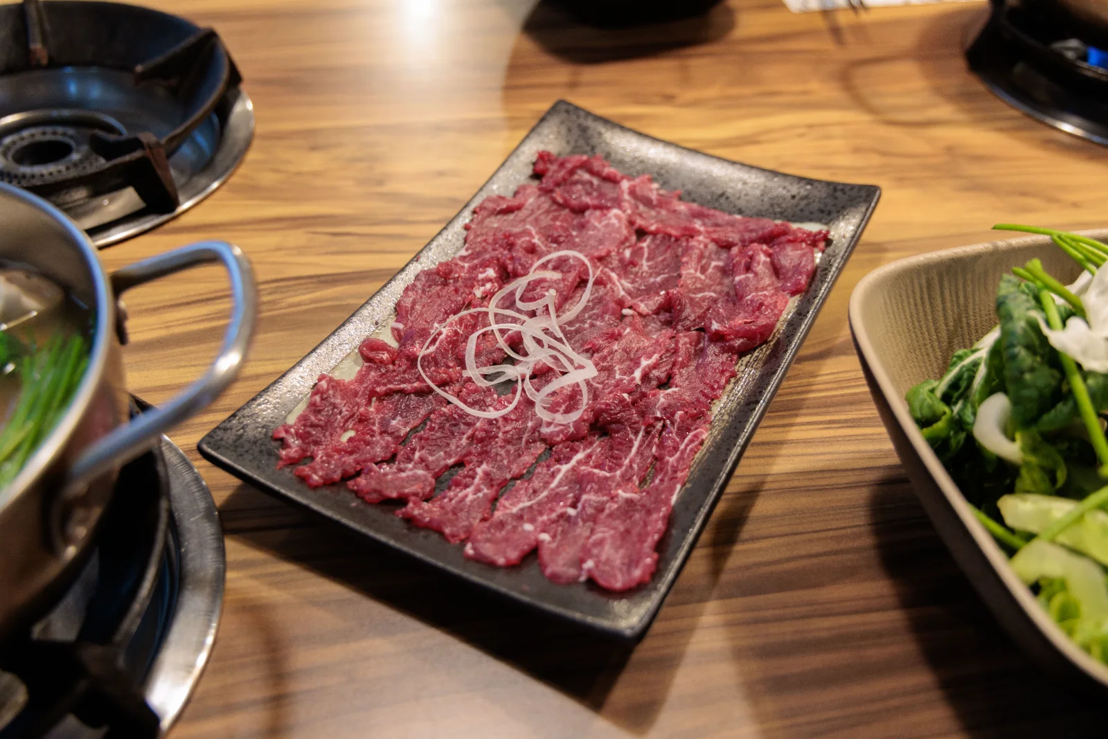 農場晃晃牛肉供應給雲鮮火鍋