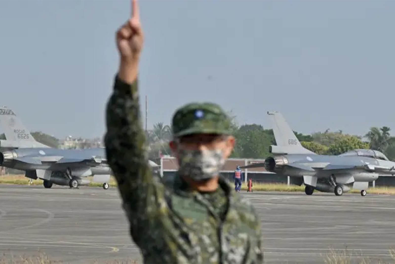 30年內奪走10條生命！F-16再失事，飛官失聯前喊的「空間迷向」是什麼？