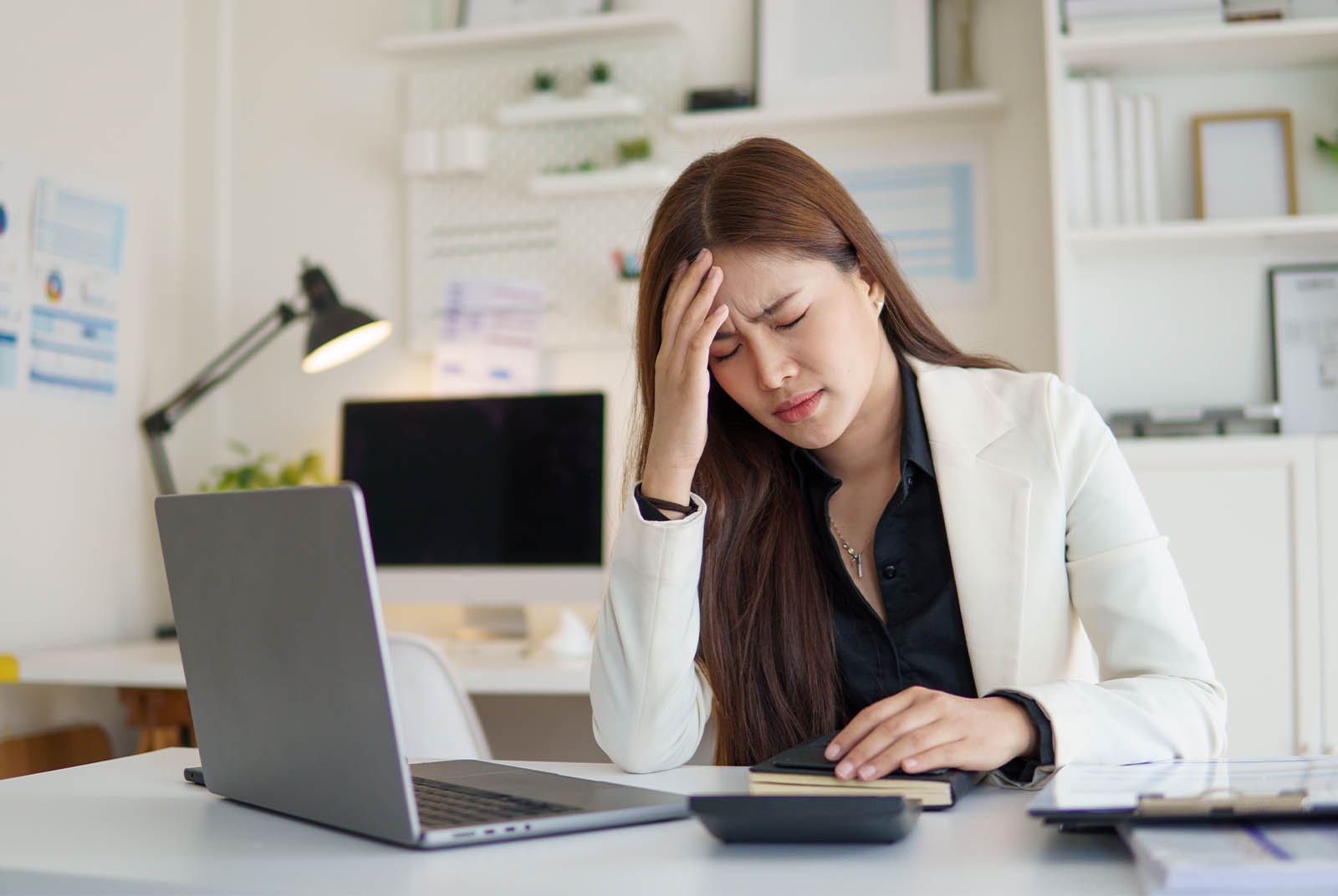 2026離職指南》專家一張表幫你判斷：該續留還是勇敢轉職？｜天下雜誌