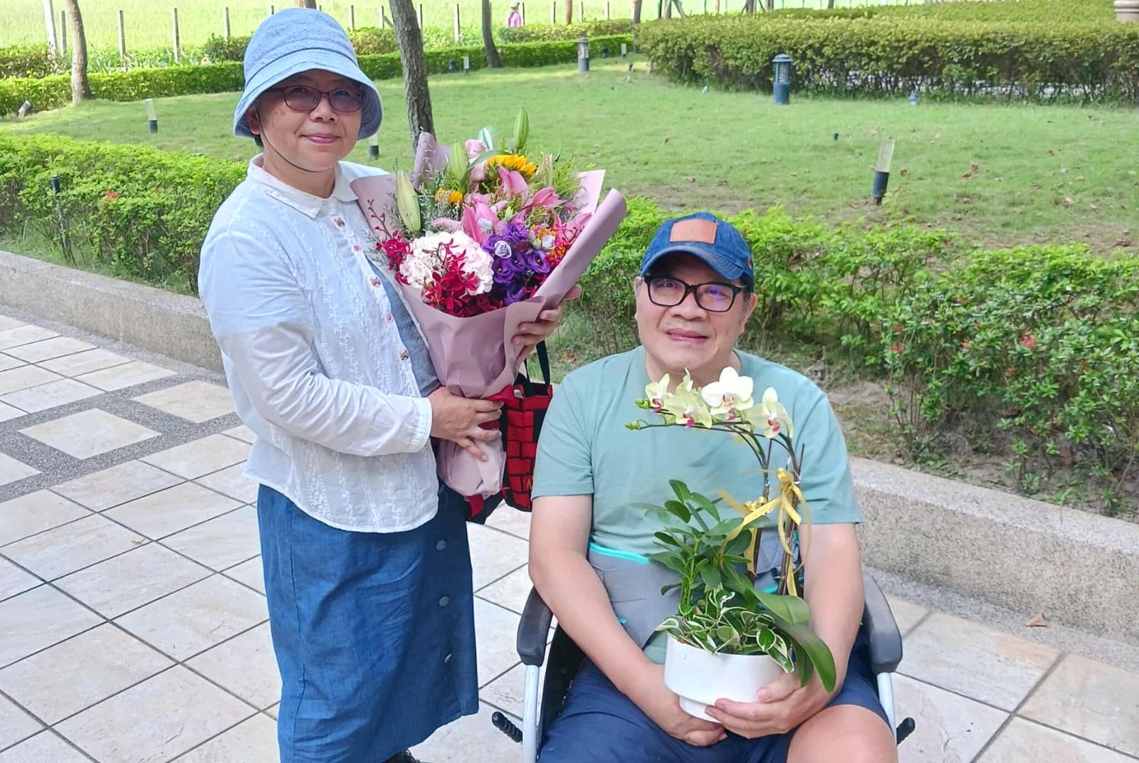 曾認為太太是絆腳石，副校長中風3年後告白：追求名利地位是浪費生命，唯有妻小是真的