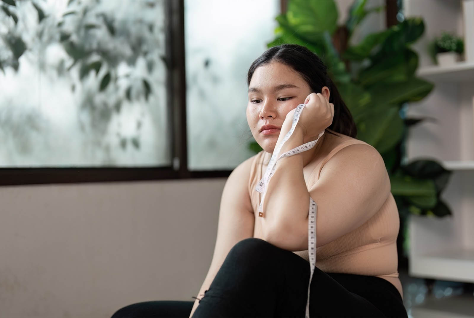明明吃很少，為什麼還是胖？醫師揭密「只有肚子大」4大常見原因：狂做運動反而更糟