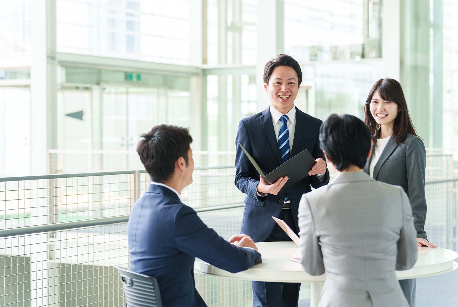 如何在老後維持好人際關係？熟齡專家揭「5大重要原則」，避免成為人人厭惡的老頑固