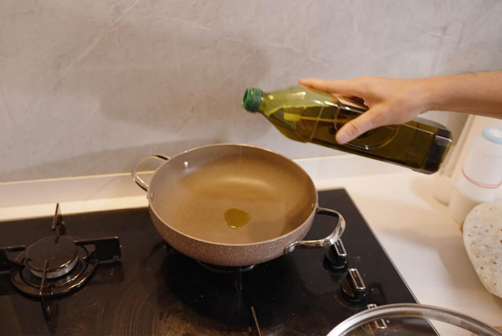 不是所有橄欖油都健康！醫師示警「用錯恐害大腦退化」，怎麼挑才正確？