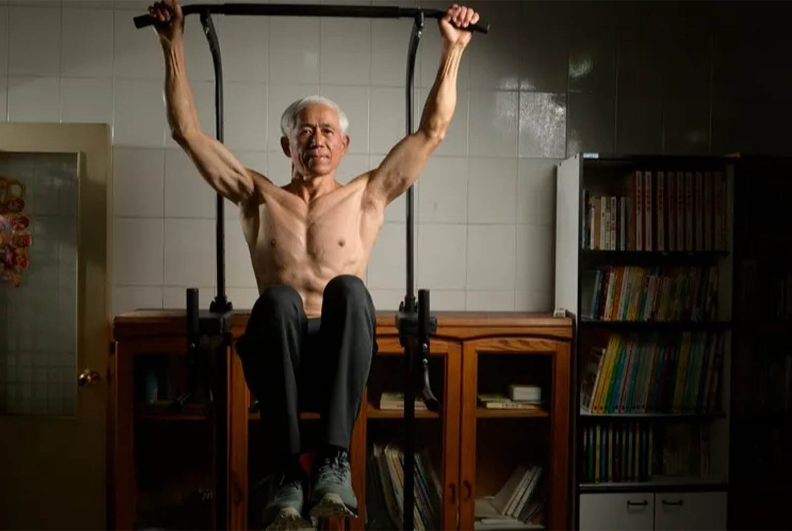 68歲的他，卻像40幾歲的肌肉猛男！飲食、訓練菜...