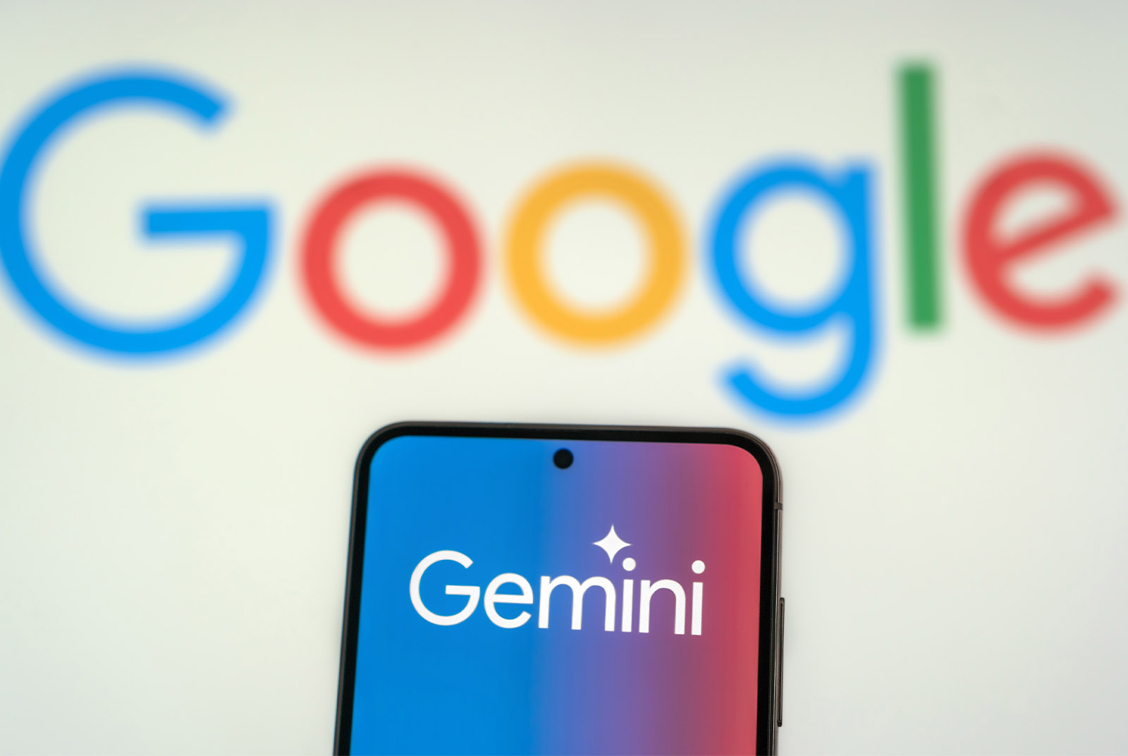 AI真的改變了生活？Google最新報告解密：人們使用範圍，比想像中「還要淺很多」