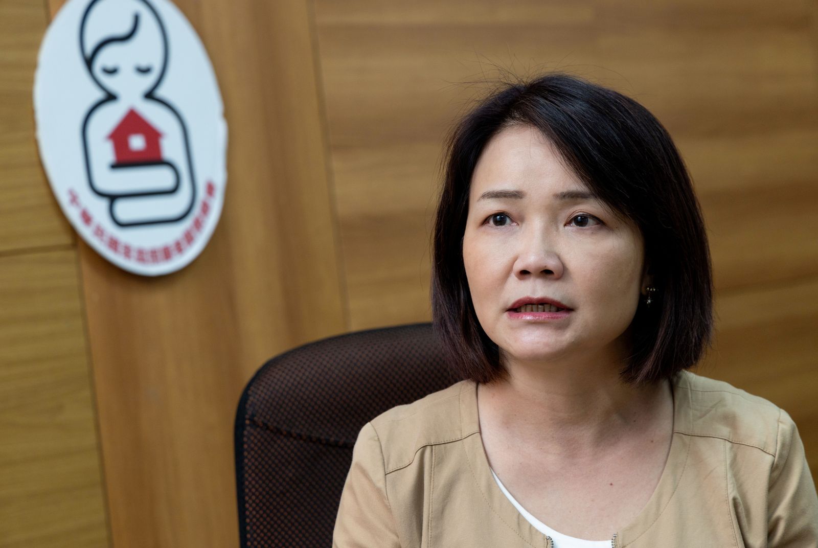 管過千人卻搞不定一人 23萬中年人因照顧離職,「長照安排假」能幫上什麼忙?