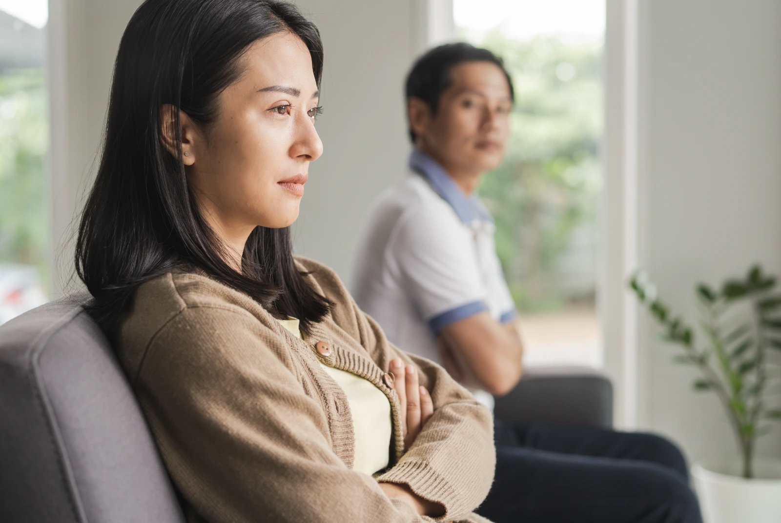 安靜離職-婚姻-情感斷聯-女性-中年-關係-成長-同理-歐普拉